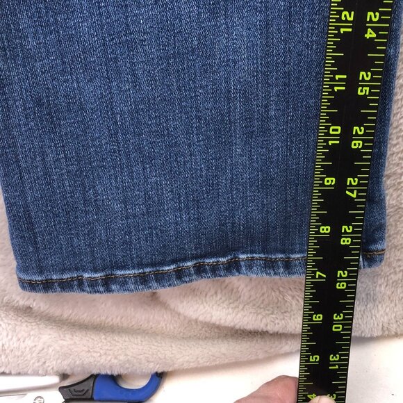 Lee Womens Jeans Size 14 Medium Wash Bootcut Leg Blue Denim Classic Casual - Picture 5 of 12